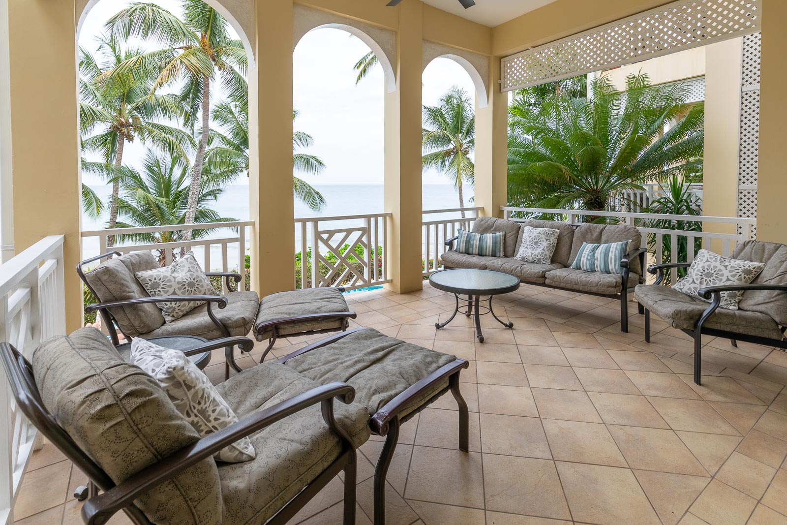 Anthurium Suite: Luxury Condominium at Black Rock Dreams