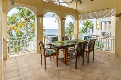 Queen Angel Suite: Balcony