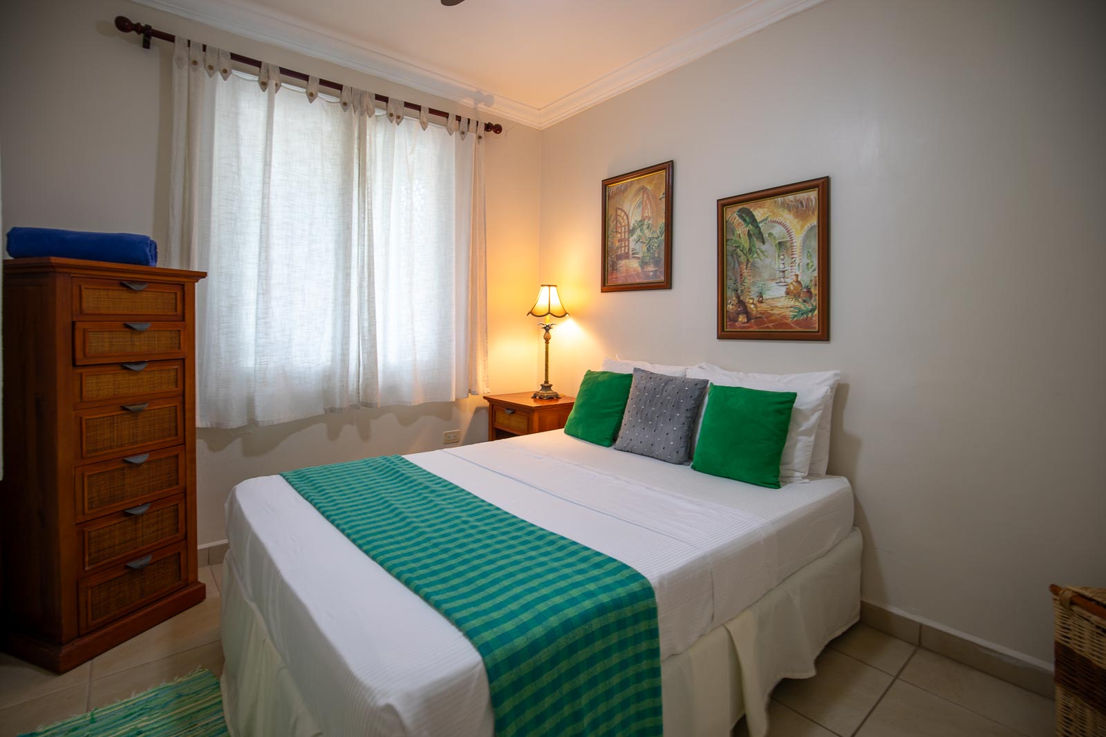 Mahi Mahi Suite at Black Rock Dreams self-catering holiday apartments
