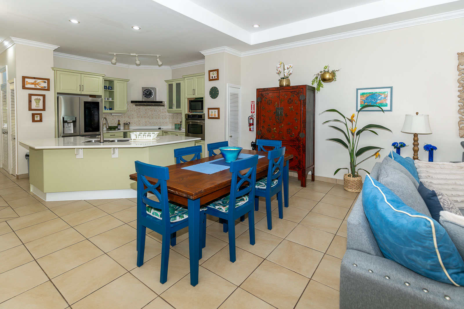 Queen Angel Suite at Black Rock Dreams self-catering holiday apartments